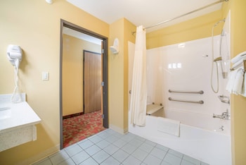 Suite, Non Smoking (2 Queen Beds, Upgrade)