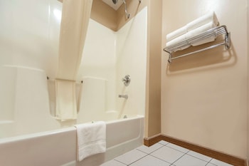 Standard Room, 2 Queen Beds, Non Smoking