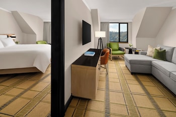 Suite One Bedroom King