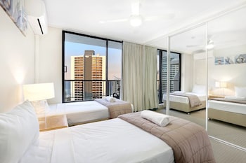 2 Bedroom Ocean View Apartment