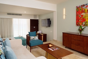 Family Room, Ocean View