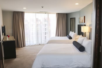 Deluxe Suite, 1 King Bed