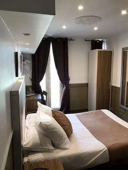 Standard Double room with shower or bath