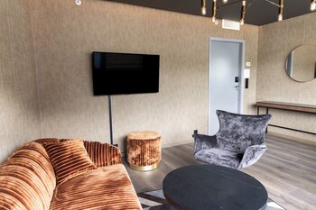 Suite, Non Smoking
