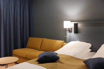 Family Room, Multiple Beds, Non Smoking