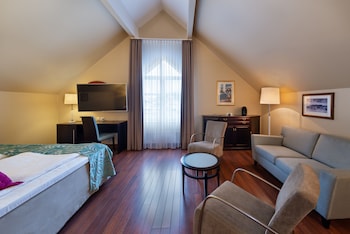 Junior Suite, Multiple Beds, Non Smoking