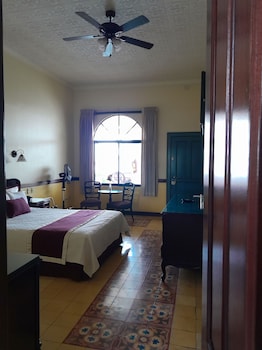 Superior Queen Room - Upstairs
