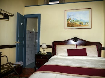 Original 1908 Economy Room