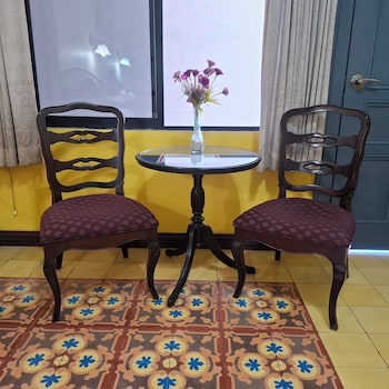 Deluxe Queen Room with Two Queen Beds - Upstairs