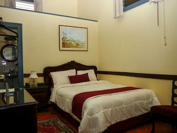 Original 1908 Economy Room