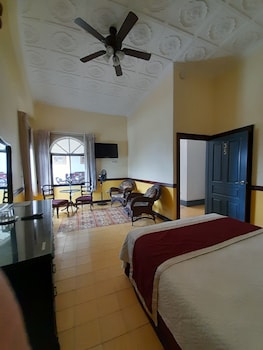 Superior Queen Room - Upstairs