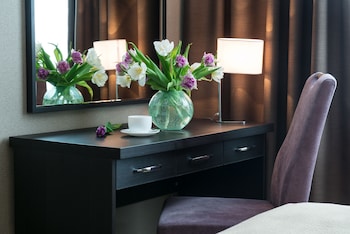 Premier Room