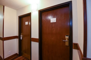 Room, 1 King Bed, Accessible, Non Smoking (Mobility)