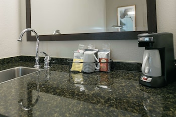 Room (2 Double Beds & Sofa Bed, High Floor)