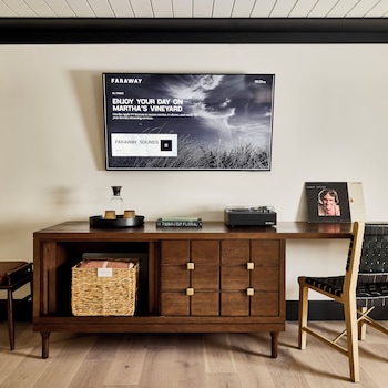 Studio Suite (Kelley House)