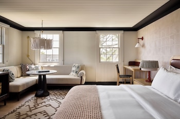 Standard Room, 1 King Bed, Accessible (Kelley House)