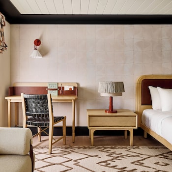 Standard Room, 1 King Bed (Kelley House)