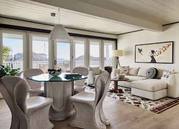 Suite, 2 Bedrooms (Chappy House)