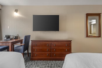 Standard Room, 2 Queen Beds, Non Smoking, Refrigerator (2nd Floor)