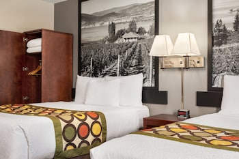 Room, 2 Queen Beds, Non Smoking