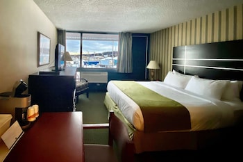Superior Suite, 1 King Bed, Non Smoking