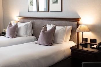 Deluxe Room, 2 Twin Beds, Non Smoking