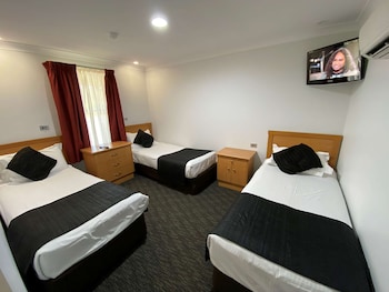 Executive Suite, Multiple Beds, Non Smoking, Microwave