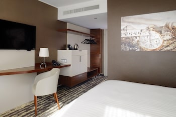 Club Room, 1 King Bed