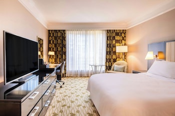 Club Room, 1 King Bed