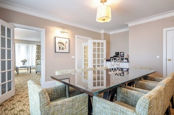 Presidential Suite, 1 King Bed with Sofa bed