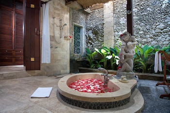 Villa, 1 Bedroom, Garden View (1x Floating B'fast for 3 Night Stay)