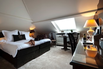 Junior Suite Loft, Theatre view