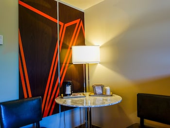 Room, 1 Queen Bed, Non Smoking