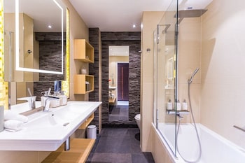 Executive Room, City View