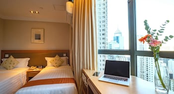 Deluxe Room, City View