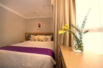Deluxe Room, City View