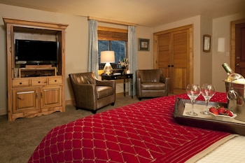 Creek Side Room