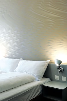 Business Room, 1 Queen Bed