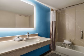 Room, 1 King Bed, Accessible, Non Smoking (Mobility/Hearing Impaired Accessible)