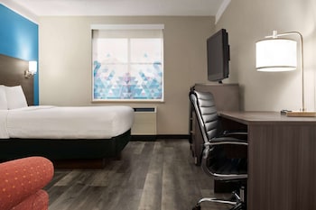 Executive Room, 1 King Bed, Non Smoking