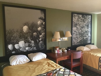 Room, 2 Double Beds, Non Smoking (Double Room)