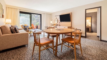 Suite, 1 Bedroom (with Sofa Bed and Fire Pit)