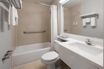 Superior Room, 1 Queen Bed (microwave & fridge included)