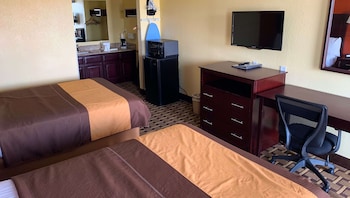 Two Double Beds, Non-Smoking