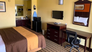 One King Bed, Non-Smoking