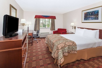 Room, 1 Double Bed, Mobility Accessible, Non Smoking (Mobility, Roll-in Shower)