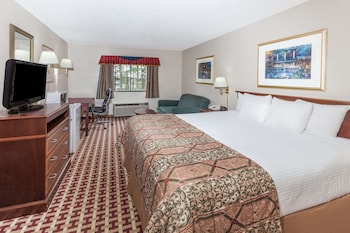 Standard Room, 1 King Bed