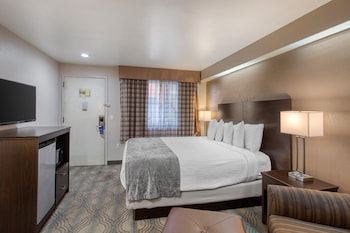 Standard Room, 1 King Bed, Non Smoking