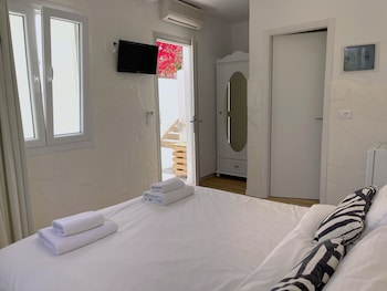 Economy Room (No View)