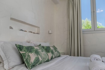 Economy Room (No View)
